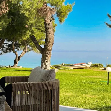 Theleria Luxury Living - Beachfront Casa vacanze Mola Kalyva