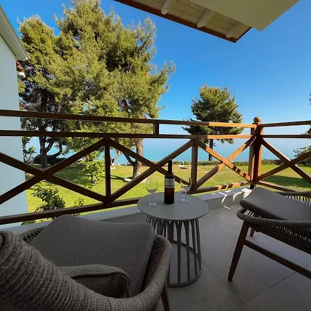 Theleria Luxury Living - Beachfront * Mola Kalyva
