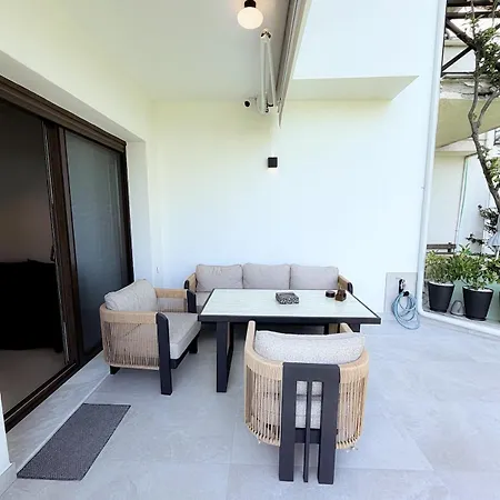 Theleria Luxury Living - Beachfront * Mola Kalyva